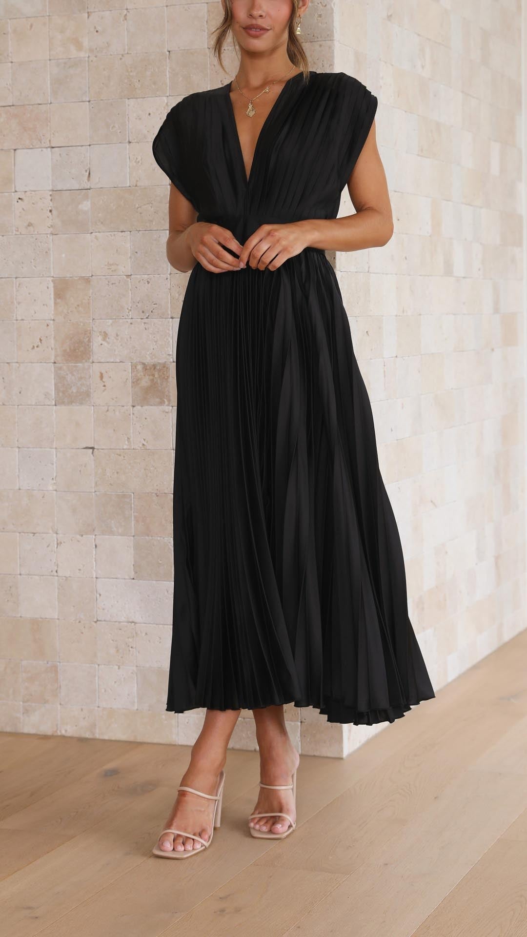 Alexis - Elegant Dress with Ruffles