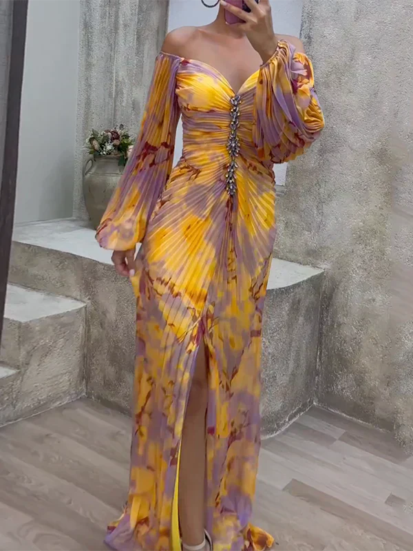Gisselle - Dress with a V-neck